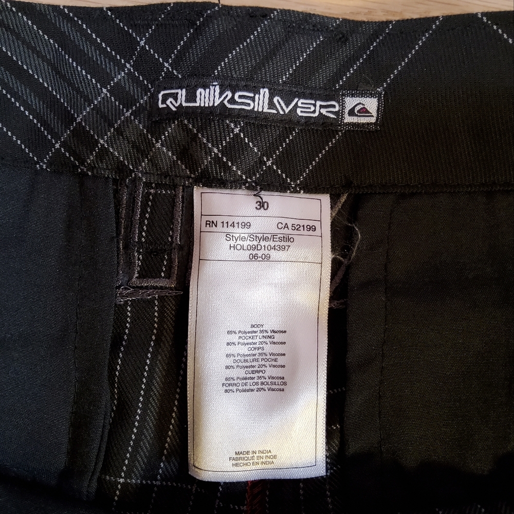 Quicksilver Shorts - Picture 3 of 4